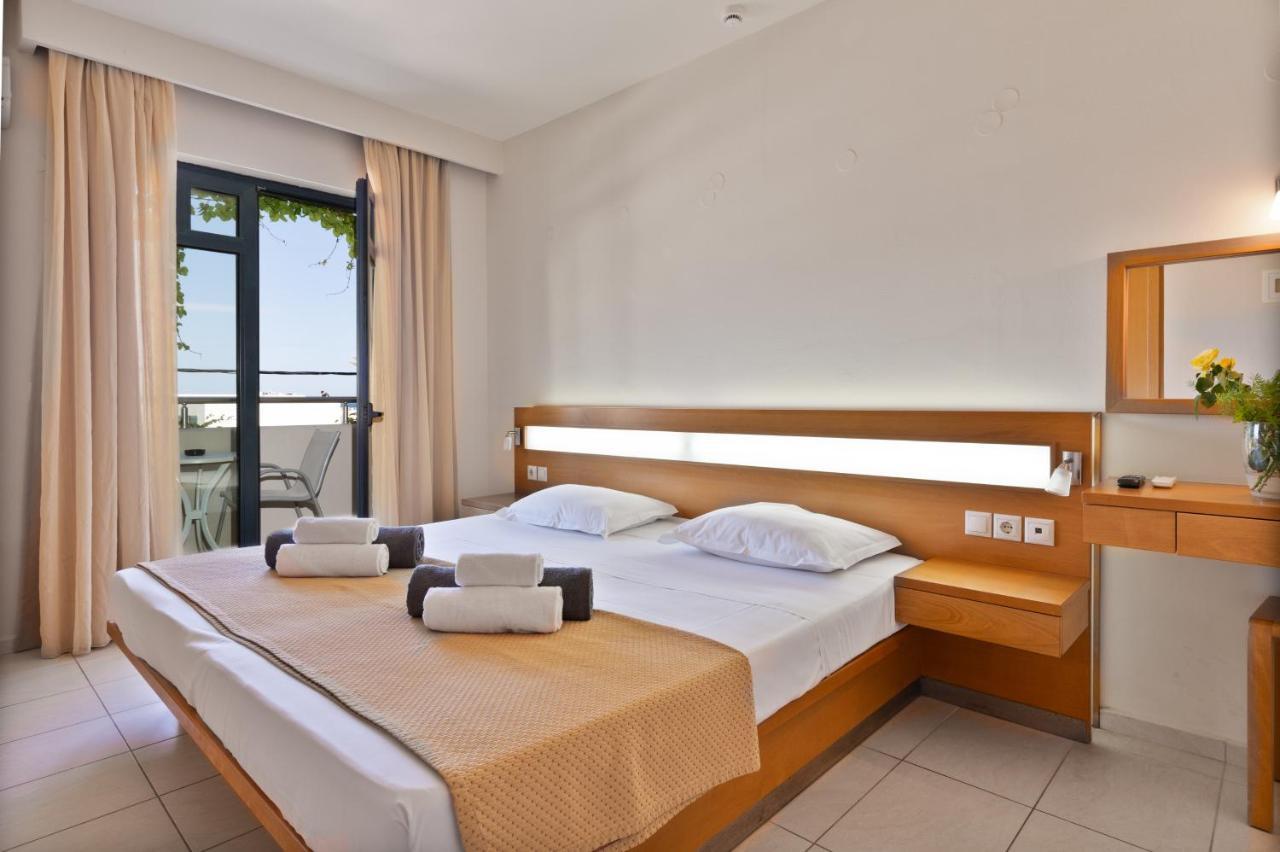 Eva Bay Hotel On The Beach - Adults Only Adelianos Kampos Exteriér fotografie